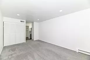 8117 W Manitoba St, West Allis, WI 53219 - Photo 21