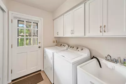 9490 N Waverly Dr, Bayside, WI 53217 - Photo 21