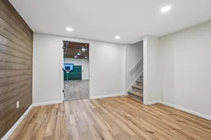 N50W17803 Greenview Ave, Menomonee Falls, WI 53051 - Photo 27