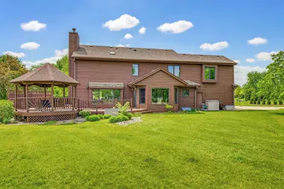 13645 W Maria Dr, New Berlin, WI 53151 - Photo 39