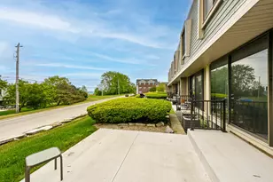 3333 5th Ave, South Milwaukee, WI 53172 - Photo 15