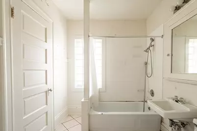 2043 N 28th St, Milwaukee, WI 53208 - Photo 21