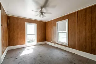2043 N 28th St, Milwaukee, WI 53208 - Photo 25