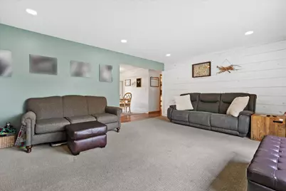 14101 W Maple Ridge Rd, New Berlin, WI 53151 - Photo 15