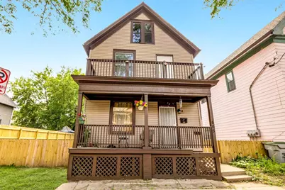 605 E Wright St #Lower, Milwaukee, WI 53212 - Photo 1