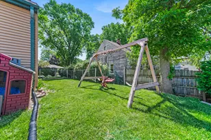 2905 S 95th St, West Allis, WI 53227 - Photo 39