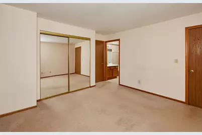 1035  Guthrie Rd #1, Waukesha, WI 53186 - Photo 15