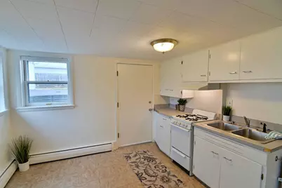 2807  Washington Rd #Lower Unit, Kenosha, WI 53140 - Photo 3