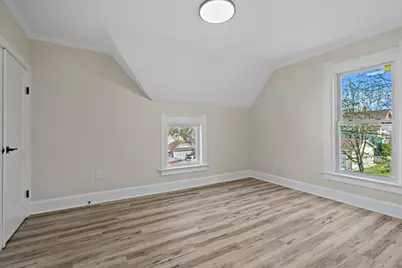 132 E Washington St, West Bend, WI 53095 - Photo 27