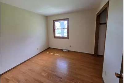 S53W24945  Glendale Rd, Waukesha, WI 53189 - Photo 19