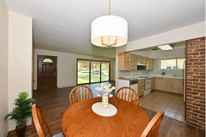 8317 W Cleveland Ave, West Allis, WI 53219 - Photo 9