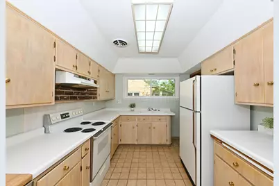 8317 W Cleveland Ave, West Allis, WI 53219 - Photo 11