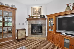 210 Potter Rd, Elkhorn, WI 53121 - Photo 15