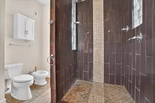 2329 N Vel R. Phillips Ave, Milwaukee, WI 53212 - Photo 41