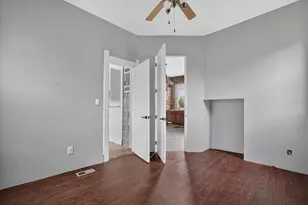 2329 N Vel R. Phillips Ave, Milwaukee, WI 53212 - Photo 39