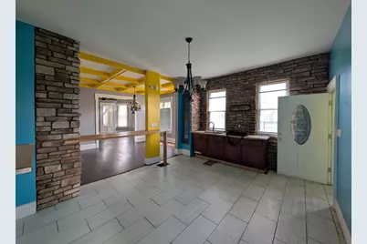 2329 N Vel R Phillips Ave #2331, Milwaukee, WI 53212 - Photo 7