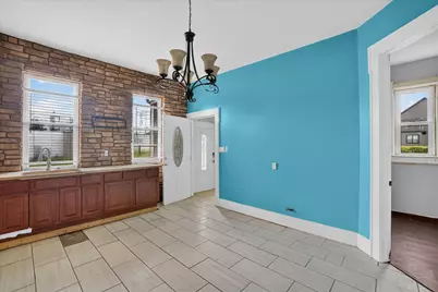 2329 N Vel R Phillips Ave #2331, Milwaukee, WI 53212 - Photo 27