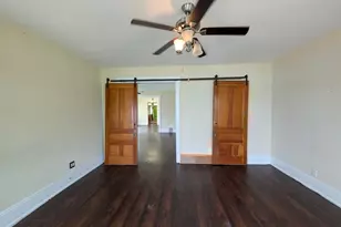 2329 N Vel R. Phillips Ave, Milwaukee, WI 53212 - Photo 25