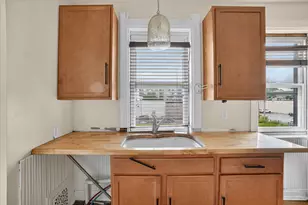 2329 N Vel R. Phillips Ave, Milwaukee, WI 53212 - Photo 25