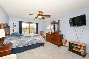 W166N10248 Calico Ln, Germantown, WI 53022 - Photo 21