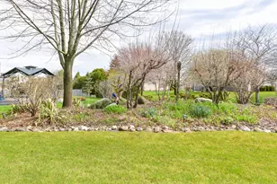 W166N10248 Calico Ln, Germantown, WI 53022 - Photo 39