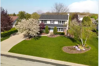W166N10248  Calico Ln, Germantown, WI 53022 - Photo 1