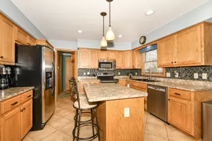 W166N10248 Calico Ln, Germantown, WI 53022 - Photo 11