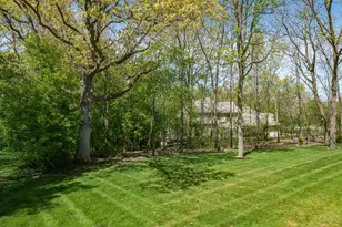W307N2873 Fieldwood Dr, Delafield, WI 53072 - Photo 25