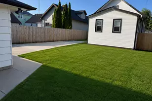 2431 Jerome Blvd, Racine, WI 53403 - Photo 21