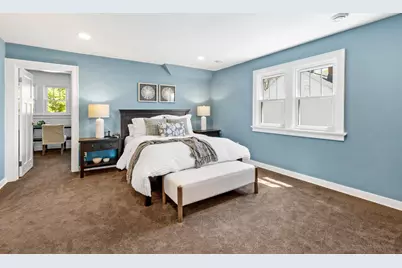 4867 N Berkeley Blvd, Whitefish Bay, WI 53217 - Photo 11