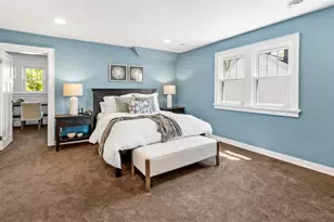 4867 N Berkeley Blvd, Whitefish Bay, WI 53217 - Photo 11