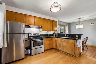 3311 N 82nd St, Milwaukee, WI 53222 - Photo 9