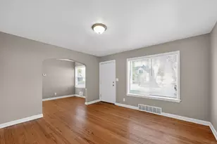 3867 N 36th St, Milwaukee, WI 53216 - Photo 9