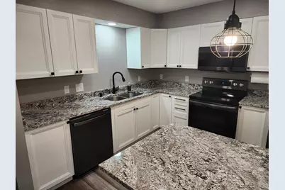 942  Mulberry St, Lake Mills, WI 53551 - Photo 15