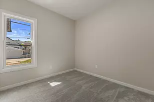 2573 N 45th St, Milwaukee, WI 53210 - Photo 11