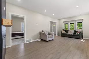 2573 N 45th St, Milwaukee, WI 53210 - Photo 7