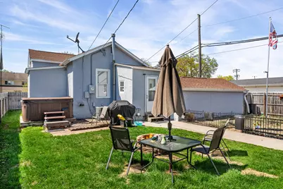 2303  13th St, La Crosse, WI 54601 - Photo 23