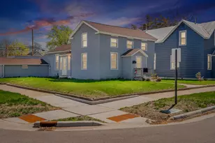 2303 13th St, La Crosse, WI 54601 - Photo 1