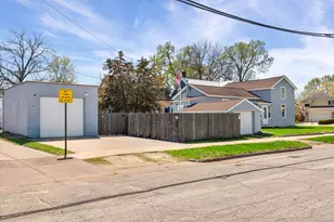 2303 13th St, La Crosse, WI 54601 - Photo 25
