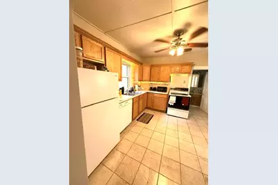 1707  Charles St, La Crosse, WI 54603 - Photo 5