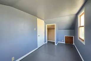 1031 S 98th St, West Allis, WI 53214 - Photo 17