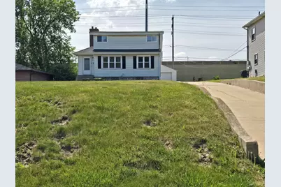 1031 S 98th St, West Allis, WI 53214 - Photo 33