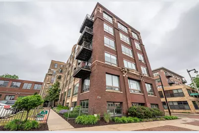 234 E Reservoir Ave #404, Milwaukee, WI 53212 - Photo 3