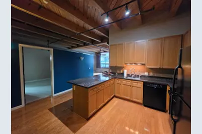 234 E Reservoir Ave #404, Milwaukee, WI 53212 - Photo 5