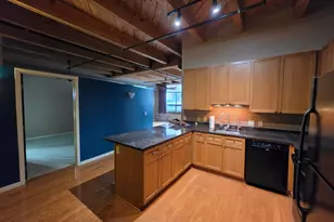 234 E Reservoir Ave, Milwaukee, WI 53212 - Photo 5