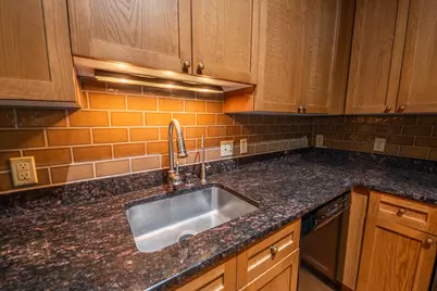 234 E Reservoir Ave #404, Milwaukee, WI 53212 - Photo 9