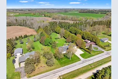 5204 S 10th St, Manitowoc, WI 54220 - Photo 45