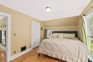 7831 W North Ave, Wauwatosa, WI 53213 - Photo 21