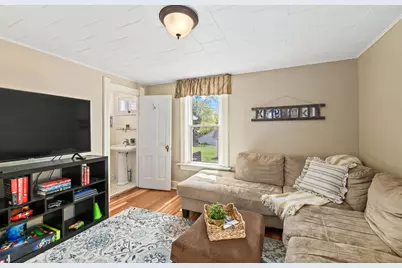 7831 W North Ave, Wauwatosa, WI 53213 - Photo 11
