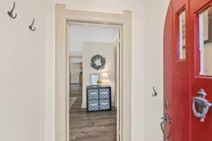 7831 W North Ave, Wauwatosa, WI 53213 - Photo 3